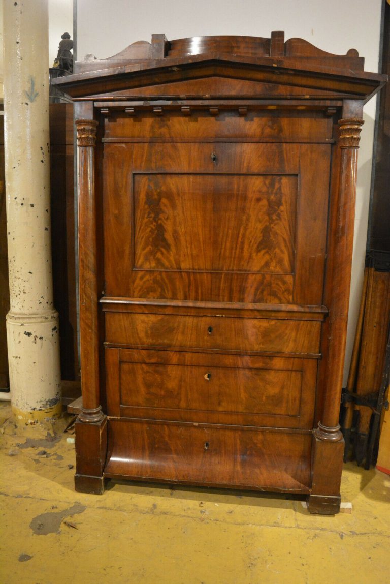 Biedermeier Nussbaum Mainz ca 1845 Spätbiedermeier